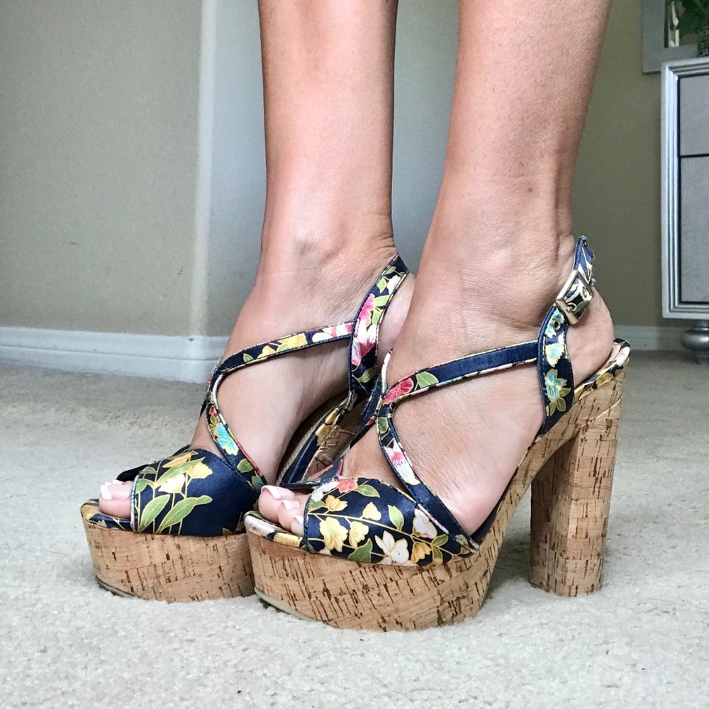 Vintage Floral Blue Chinese Laundry Platforms